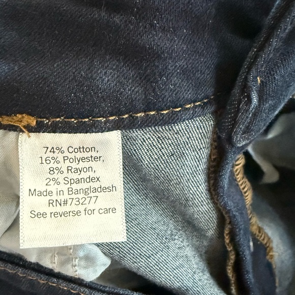 Nine West|Women’s dark blue Denim high waisted Jean Shorts,button fly•••size 10 - Picture 9 of 12